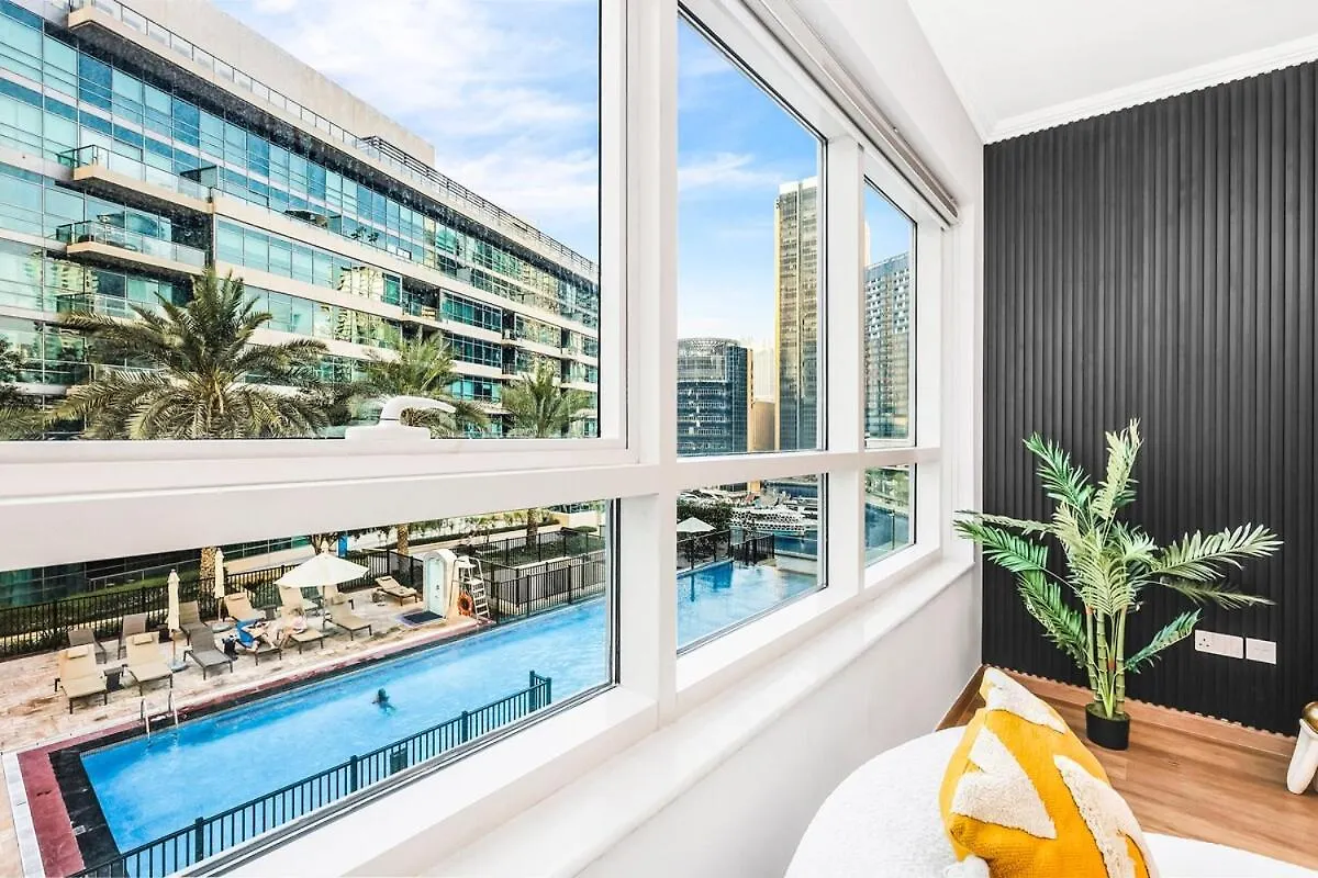 First Class 1Br Refined Marina Escape Dubaï Appartement